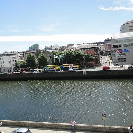 Inn On The Liffey Guesthouseダブリン エクステリア 写真
