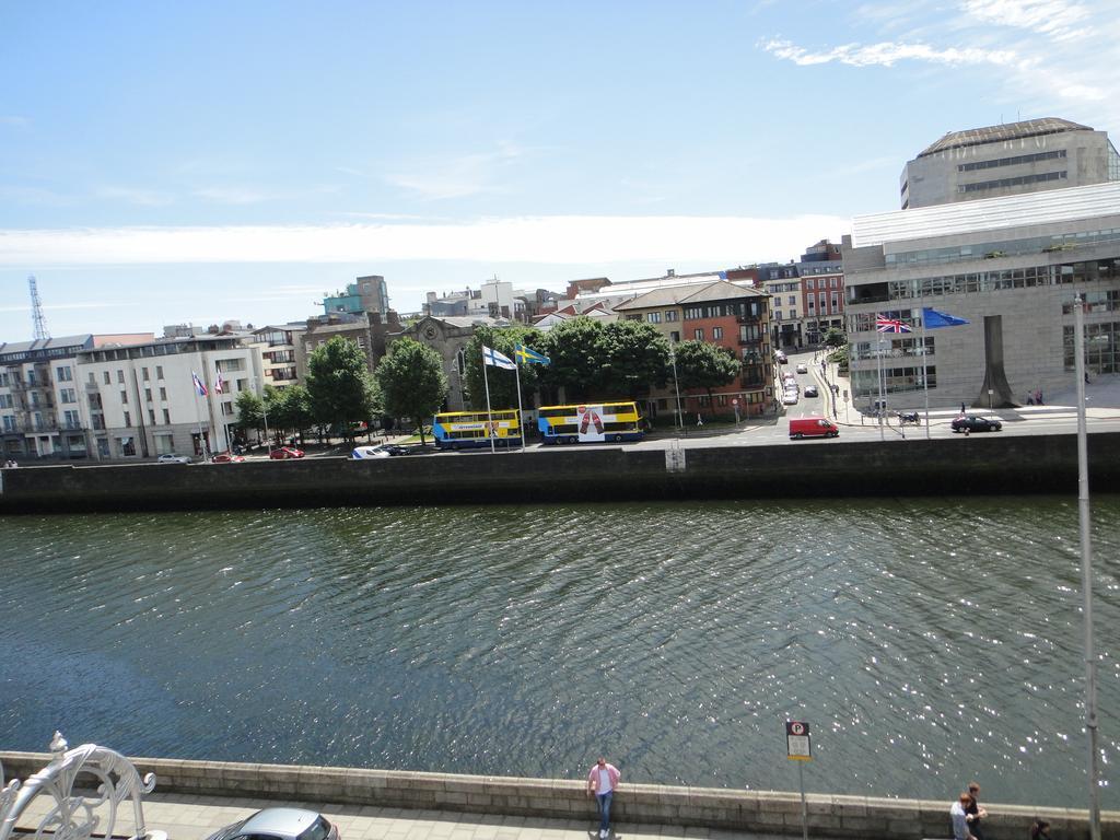 Inn On The Liffey Guesthouseダブリン エクステリア 写真