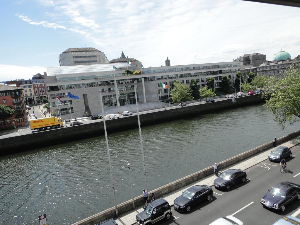 Inn On The Liffey Guesthouseダブリン エクステリア 写真
